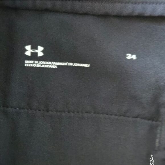 Under Armour Men's Black Athletic Shorts - Picture 4 of 7